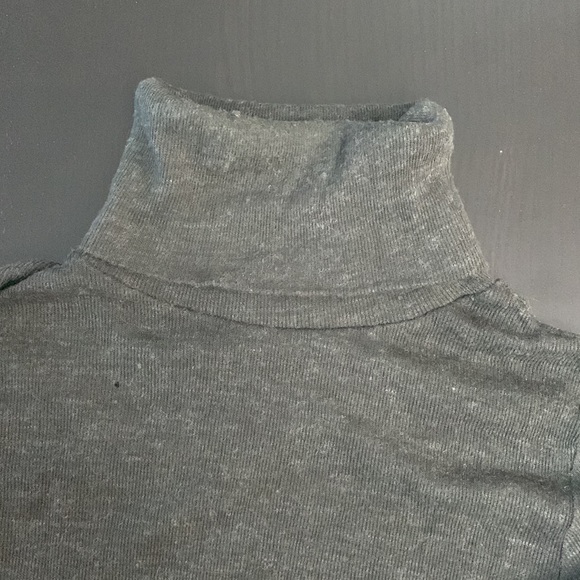 Dark brown thin turtle neck size S - Picture 2 of 8